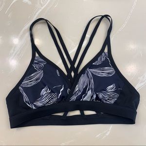 • [Athleta] Strappy Spora Bra •